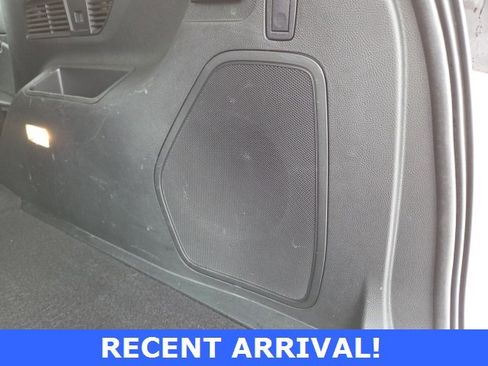 Used 2019 Ford Edge Titanium w/ Canadian Touring Package image 48