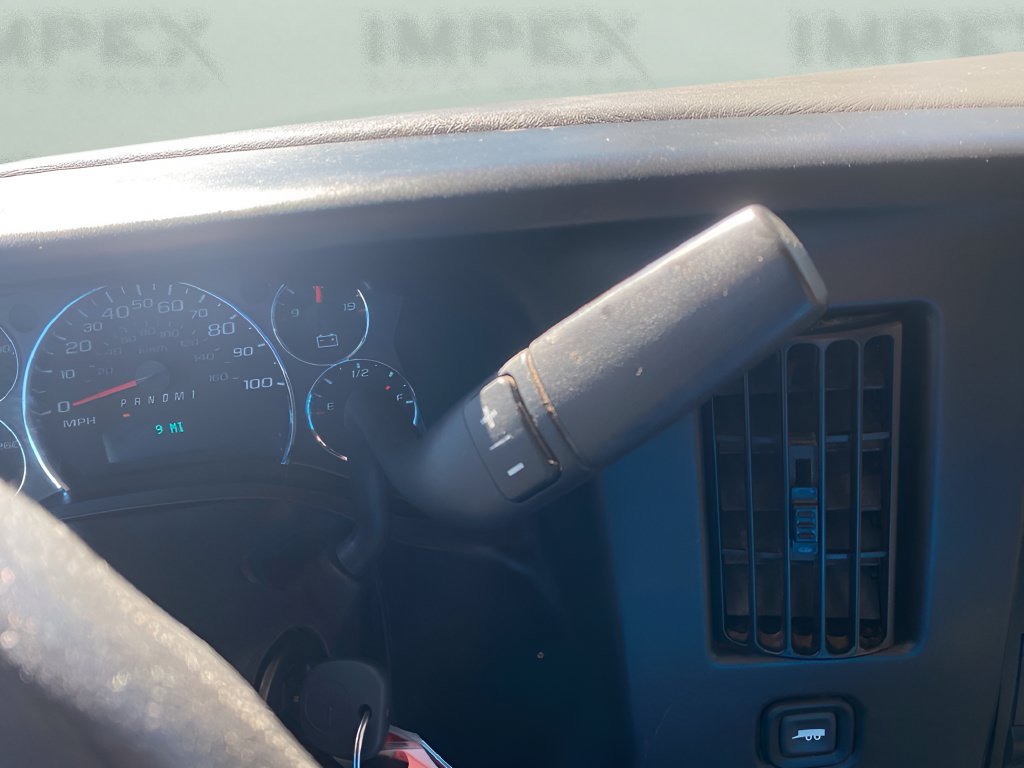 Used 2014 Chevrolet Express 3500 RWD image 20