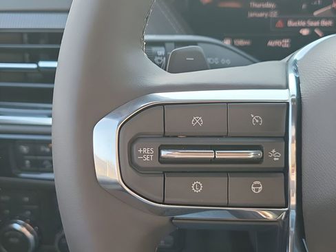 New 2026 GMC Yukon XL Elevation image 36