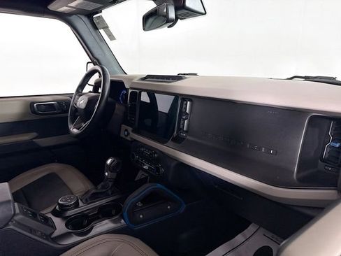 Certified 2023 Ford Bronco Wildtrak image 29