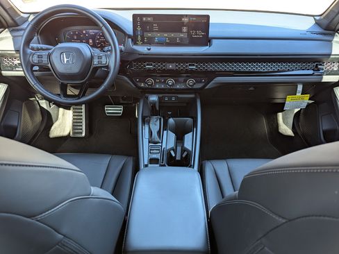 Used 2025 Honda Accord Sport image 16