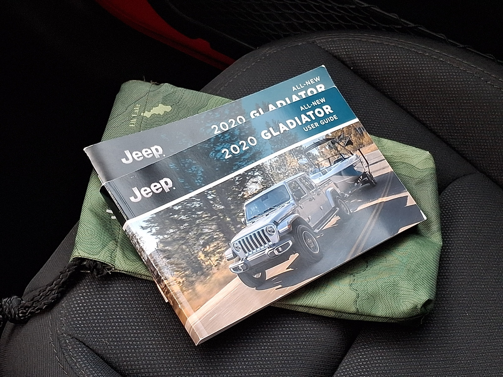 Used 2020 Jeep Gladiator Sport w/ Quick Order Package 24S AWD/4WD image 28