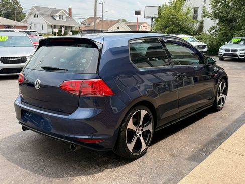 Used 2015 Volkswagen GTI SE FWD image 4