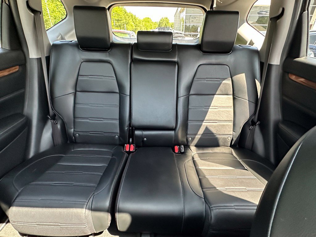 Used 2020 Honda CR-V Touring image 14