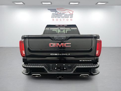 Used 2024 GMC Sierra 1500 Denali w/ Denali Reserve Package AWD/4WD image 5