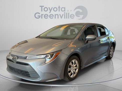 Used 2024 Toyota Corolla LE FWD image 1