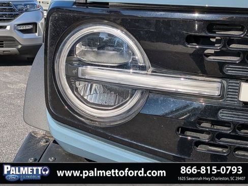 Used 2023 Ford Bronco Wildtrak image 10