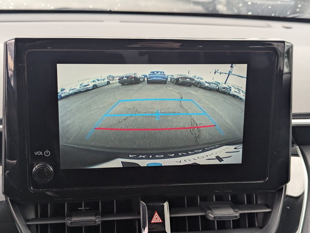 Used 2023 Toyota Corolla Cross LE AWD/4WD image 15