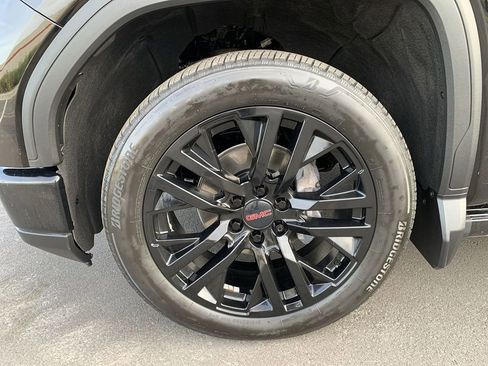 Used 2023 GMC Sierra 1500 Denali w/ Denali Reserve Package image 11