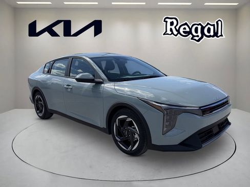 New 2026 Kia K4 GT-Line Turbo FWD image 1