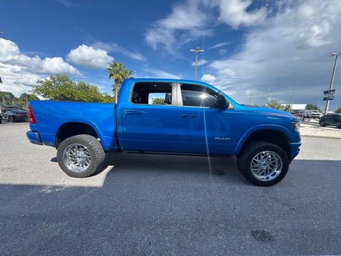 Used 2021 RAM 1500 Laramie w/ Sport Appearance Package AWD/4WD image 5