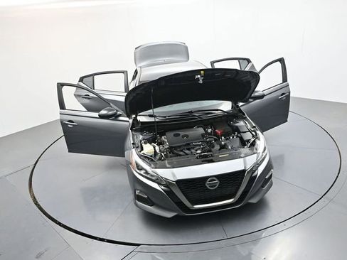Used 2020 Nissan Altima 2.5 SR FWD image 51