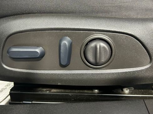 Used 2023 Chevrolet Malibu LT FWD image 28