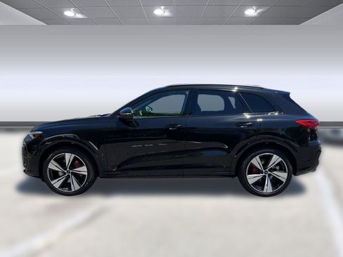 New 2026 Audi SQ5 Premium Plus AWD/4WD image 2
