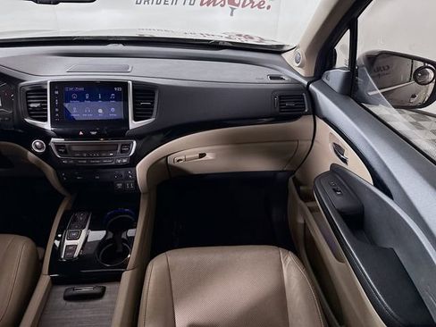 Used 2016 Honda Pilot Elite image 28