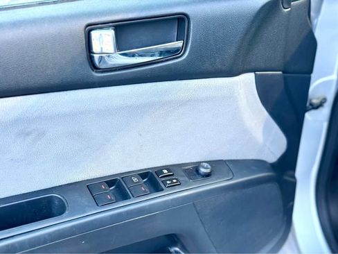 Used 2012 Nissan Sentra 2.0 SR w/ Special Edition Pkg image 13