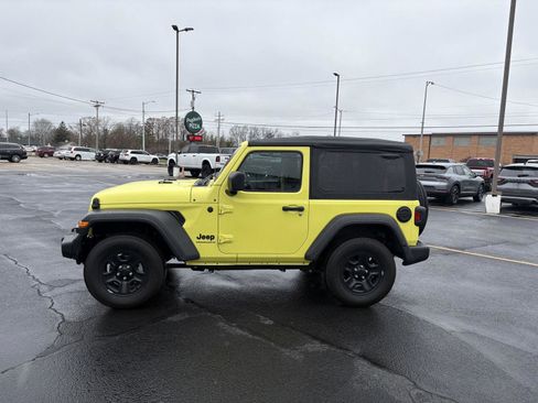 Used 2023 Jeep Wrangler Sport image 14