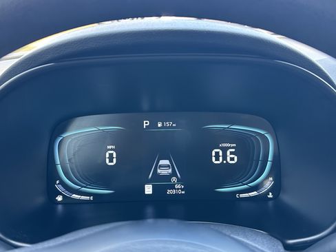 Used 2025 Kia Soul LX FWD image 25
