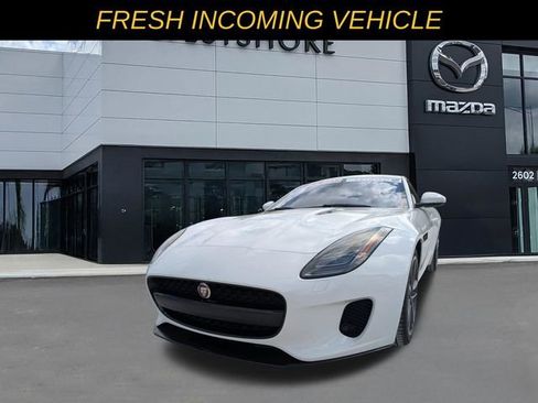 Used 2019 Jaguar F-TYPE Coupe image 6
