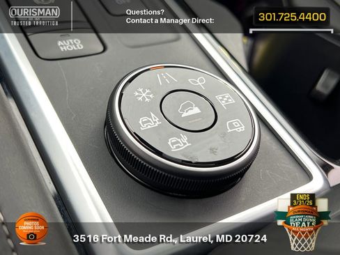 Used 2025 Nissan Pathfinder SV w/ SV Premium Package image 26