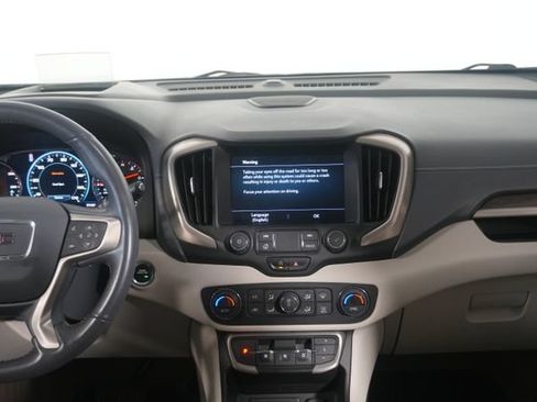 Used 2022 GMC Terrain Denali w/ Denali Premium Package AWD/4WD image 25