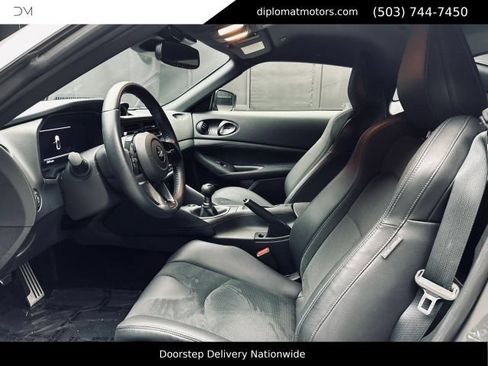 Used 2024 Nissan Z Performance w/ Floor Mat Package RWD image 18