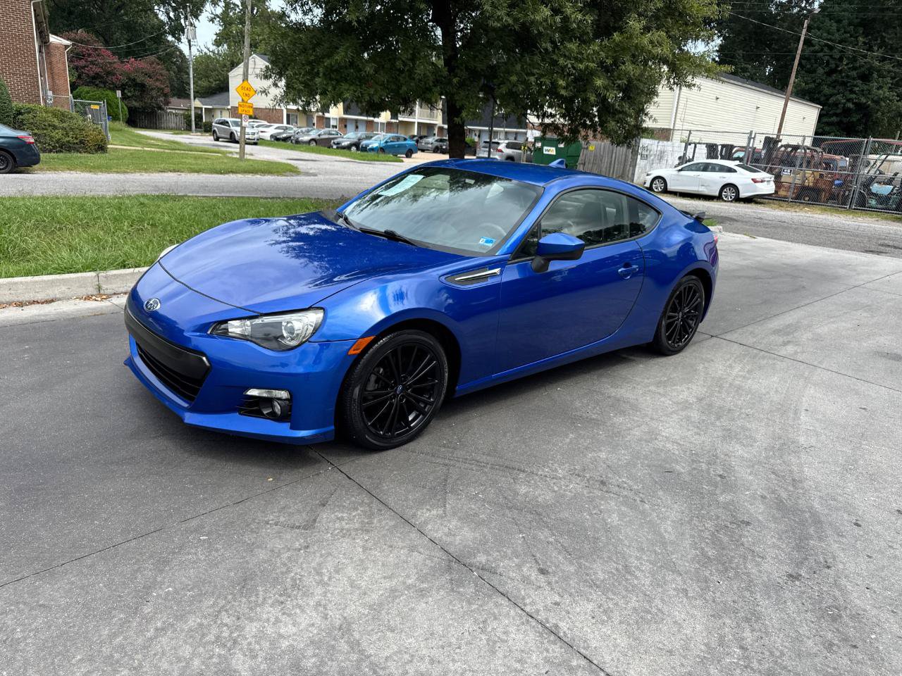 Used 2015 Subaru BRZ Limited w/ Popular Package #2B RWD image 2