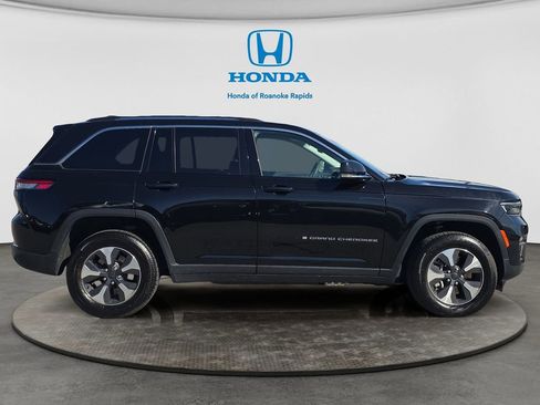 Used 2024 Jeep Grand Cherokee Limited 4xe AWD/4WD image 6