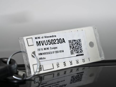 Used 2015 MINI Cooper 4-Door Hardtop FWD image 34