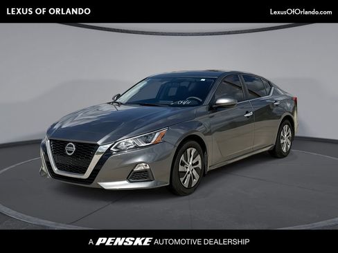 Used 2020 Nissan Altima 2.5 S image 1