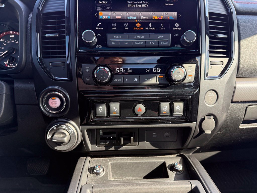 Used 2024 Nissan Titan PRO-4X w/ Pro-4x Convenience Package AWD/4WD image 15