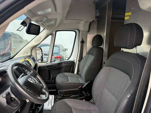 Used 2018 RAM ProMaster 2500 image 22