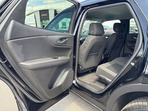 Used 2022 Chevrolet Blazer LT AWD/4WD image 28