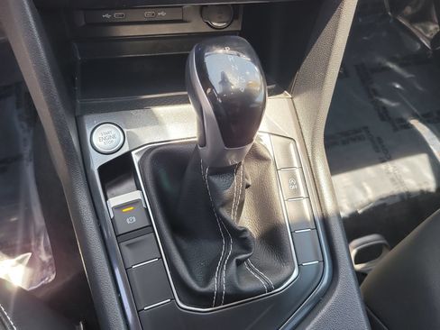 Used 2023 Volkswagen Tiguan SE FWD image 24