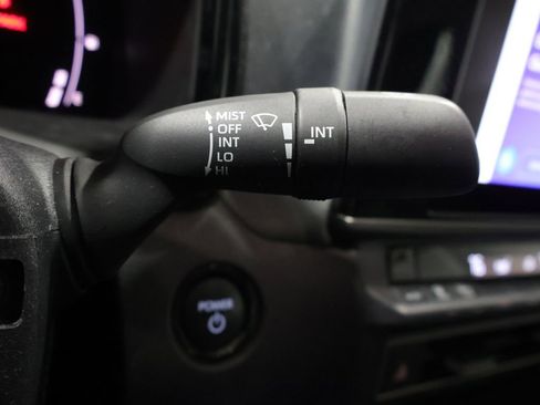 Used 2025 Toyota Camry LE image 37