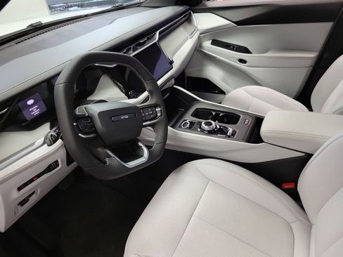 New 2026 Jeep Cherokee Limited image 24