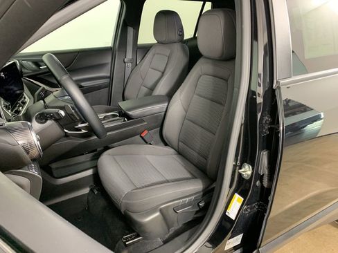 Used 2025 Chevrolet Equinox LT image 26