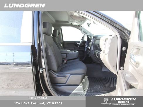 Used 2020 GMC Sierra 1500 4x4 Crew Cab w/ Convenience Package image 9