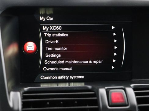 Used 2017 Volvo XC60 T5 Dynamic w/ Preferred Option Package AWD/4WD image 17