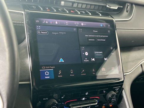 Used 2021 Jeep Grand Cherokee L Limited image 15