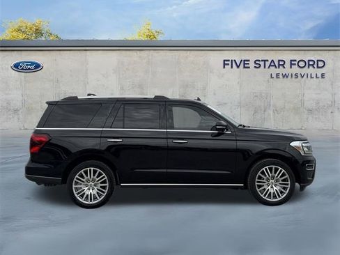 Used 2022 Ford Expedition Limited RWD image 3