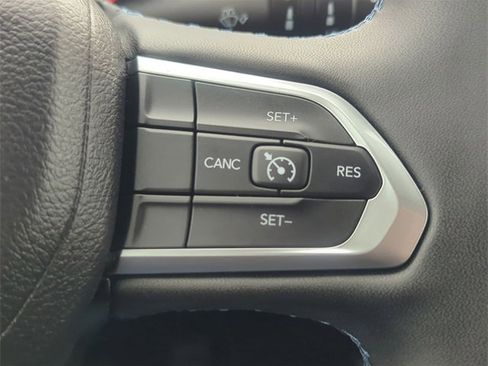 Certified 2022 Jeep Compass Latitude image 14