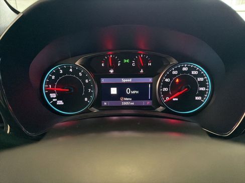 Used 2023 Chevrolet Equinox RS image 8