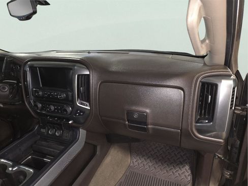 Used 2015 Chevrolet Silverado 1500 LTZ Z71 image 53