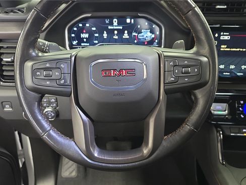 Used 2022 GMC Sierra 1500 AT4 w/ AT4 Preferred Package AWD/4WD image 28