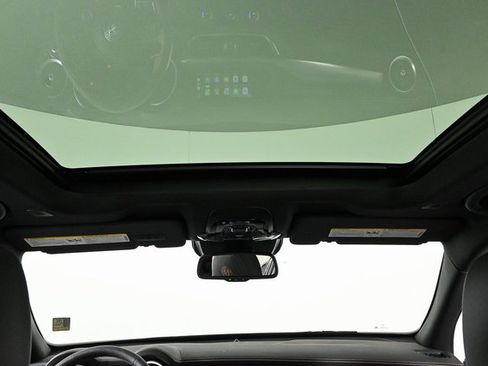 New 2025 Alfa Romeo Stelvio Sprint image 20