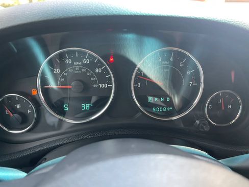 Used 2017 Jeep Wrangler Sport AWD/4WD image 17