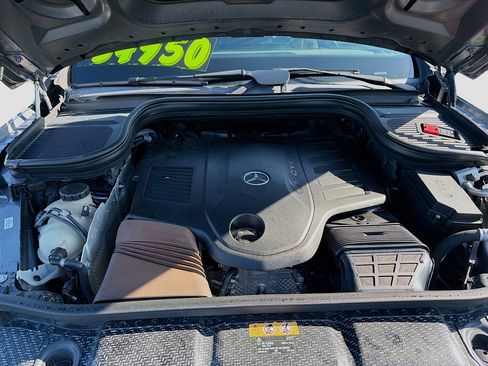 Used 2020 Mercedes-Benz GLS 450 4MATIC image 32