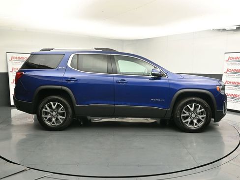 Used 2023 GMC Acadia SLE w/ Driver Convenience Package image 9