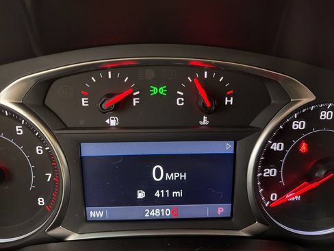 Used 2025 Chevrolet Blazer LT AWD/4WD image 11